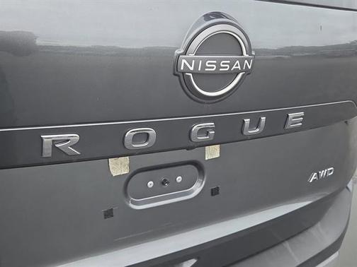2022 Nissan Rogue S