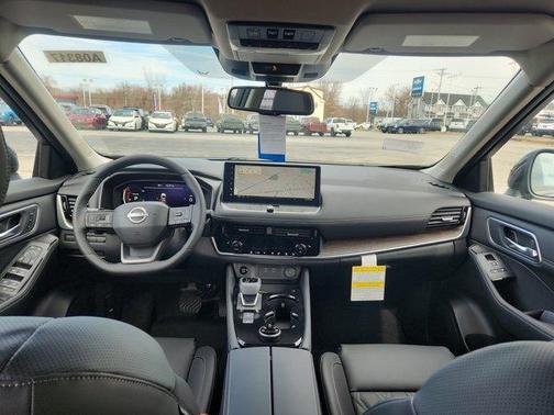 2025 Nissan Rogue Platinum