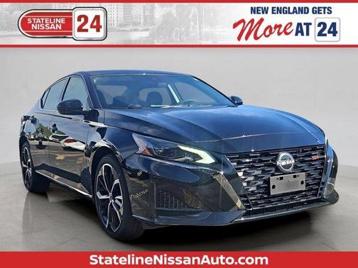 2025 Nissan Altima SR