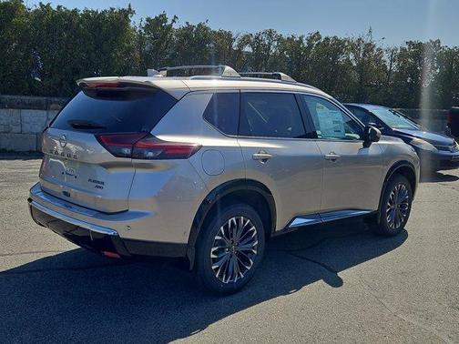 2025 Nissan Rogue Platinum