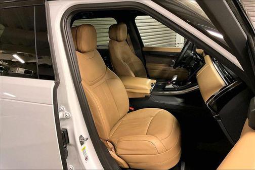 2024 Land Rover Range Rover Sport SE