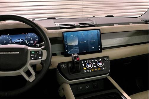 2024 Land Rover Defender S