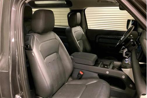 2022 Land Rover Defender S