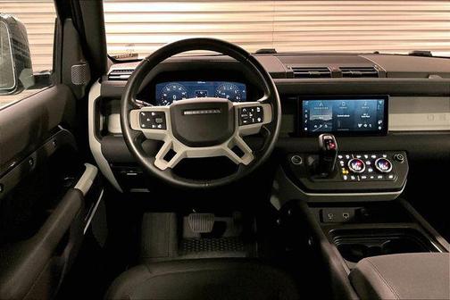2022 Land Rover Defender S