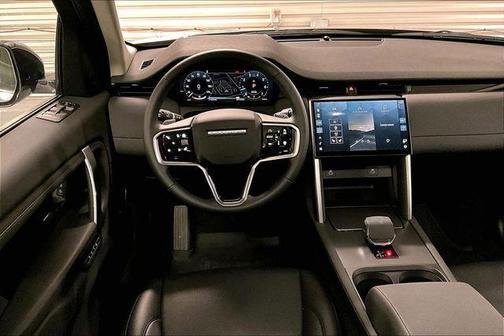 2025 Land Rover Discovery Sport S