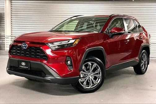 2023 Toyota RAV4 Hybrid XLE Premium