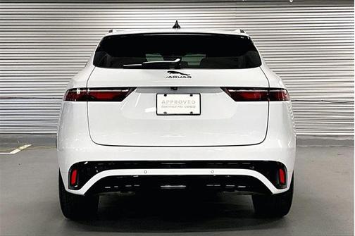 2025 Jaguar F-PACE P250