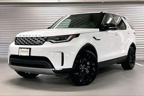 Fuji White 2025 Land Rover Discovery S