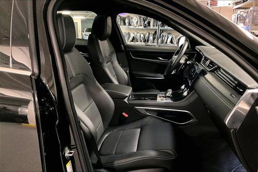 2025 Jaguar F-PACE P250