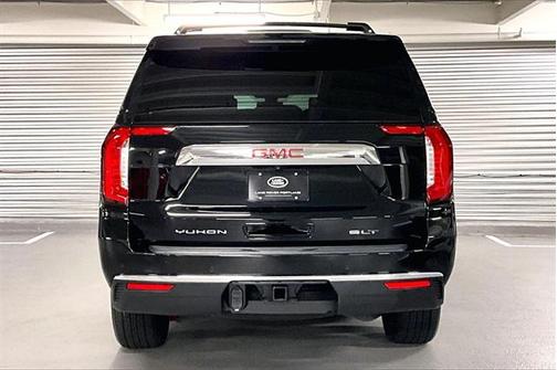 2022 GMC Yukon XL SLT