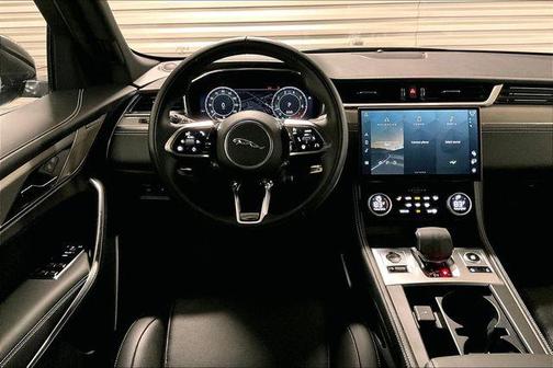 2025 Jaguar F-PACE P250 R-Dynamic S