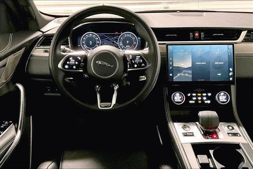 2025 Jaguar F-PACE P250 R-Dynamic S