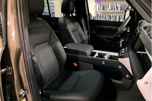 2025 Land Rover Defender S