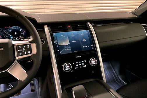 2025 Land Rover Discovery S