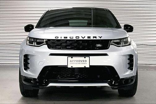 2025 Land Rover Discovery Sport SE