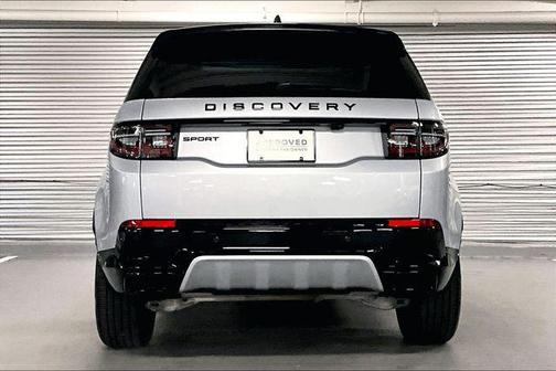 2025 Land Rover Discovery Sport SE