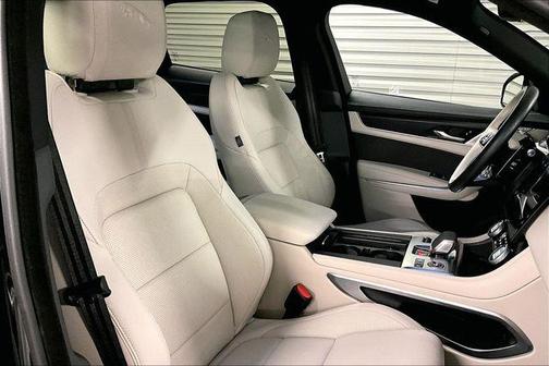 2025 Jaguar F-PACE P250 R-Dynamic S