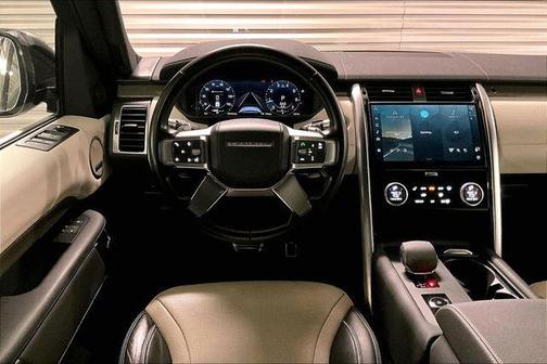 2021 Land Rover Discovery HSE R-Dynamic