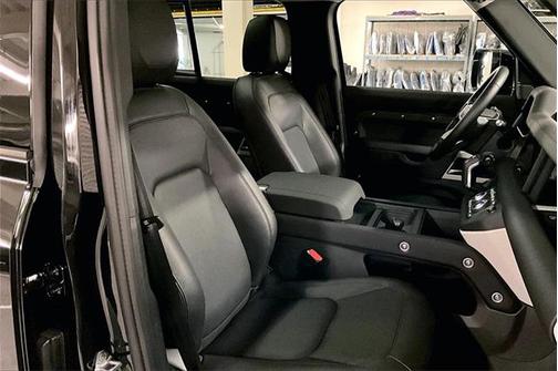 2024 Land Rover Defender S