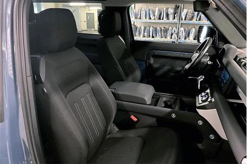 2022 Land Rover Defender Standard