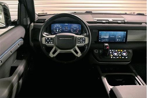 2022 Land Rover Defender Standard
