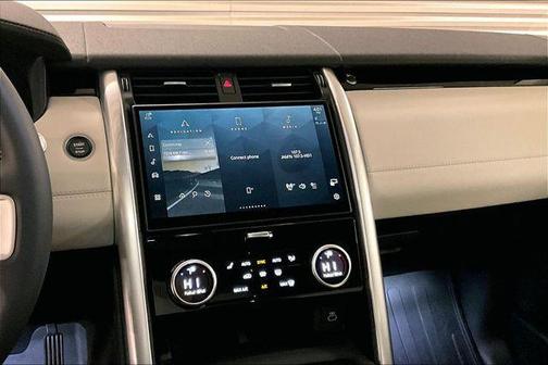 2025 Land Rover Discovery S