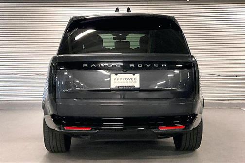 Carpathian Grey Premium Metallic 2024 Land Rover Range Rover SE