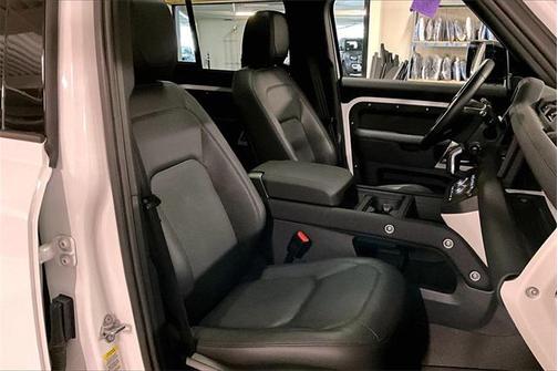 2024 Land Rover Defender S