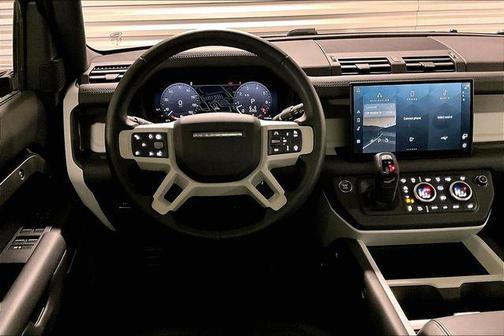 2025 Land Rover Defender S