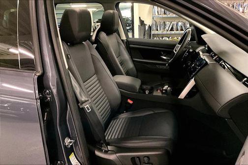 2025 Land Rover Discovery Sport S