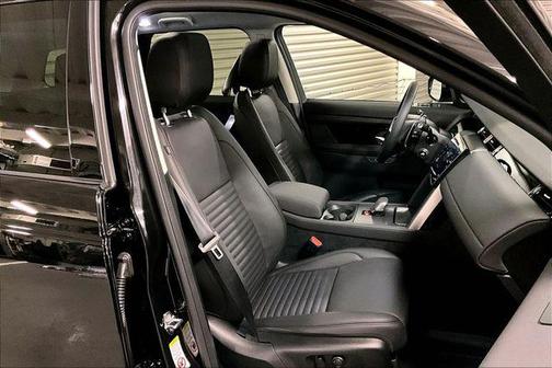 2025 Land Rover Discovery Sport S