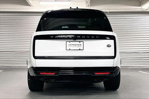 2023 Land Rover Range Rover SE
