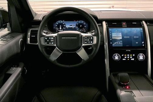 2025 Land Rover Discovery S