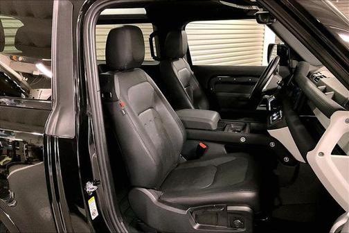 2022 Land Rover Defender X-Dynamic S