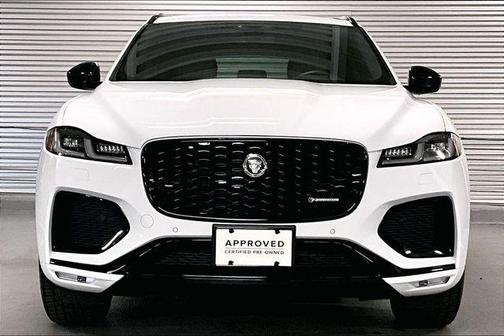 2025 Jaguar F-PACE P250