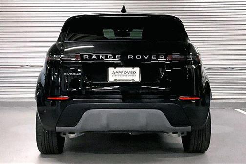 Santorini Black Metallic 2026 Land Rover Range Rover Evoque S