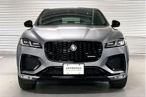 2025 Jaguar F-PACE P250