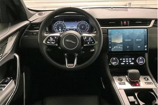 2025 Jaguar F-PACE P250