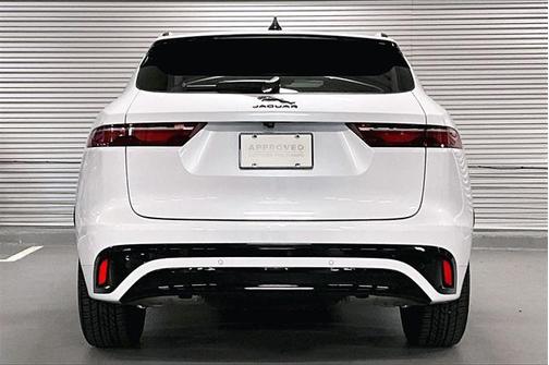 2025 Jaguar F-PACE P250