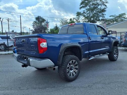 2015 Toyota Tundra SR5