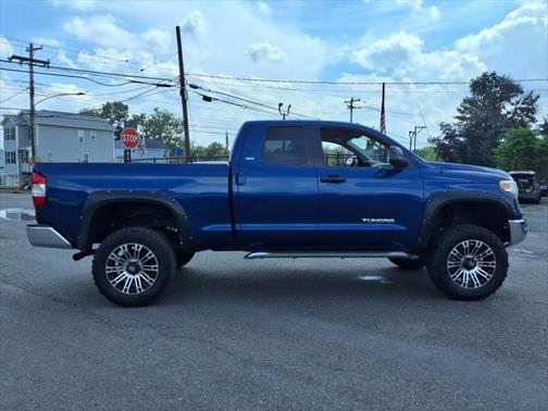 2015 Toyota Tundra SR5