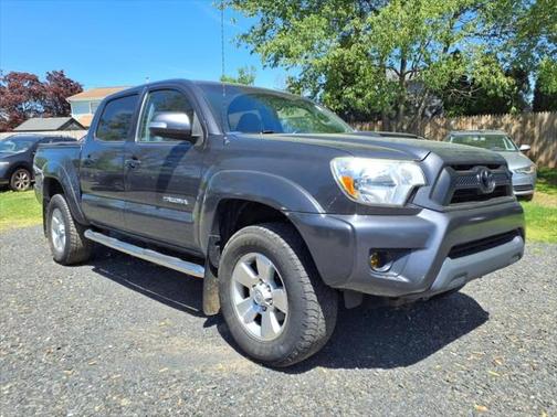 2013 Toyota Tacoma Base