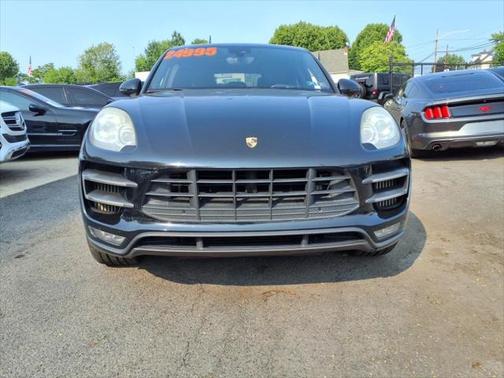 2015 Porsche Macan Turbo