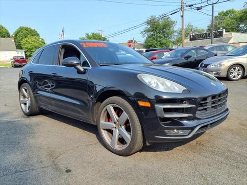 2015 Porsche Macan Turbo