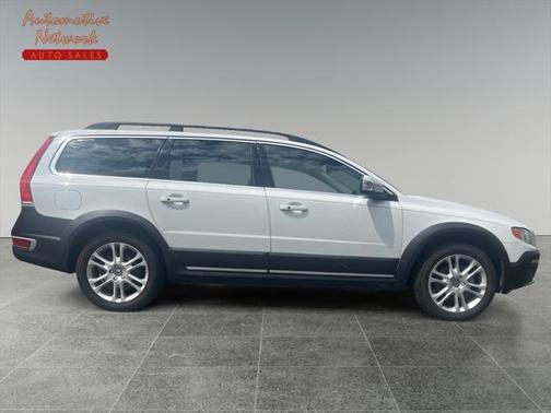 2016 Volvo XC70 T5 Drive-E Premier