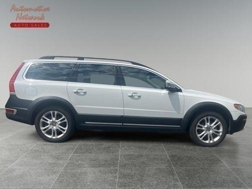 2016 Volvo XC70 T5 Drive-E Premier