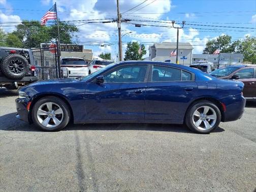 2017 Dodge Charger SXT