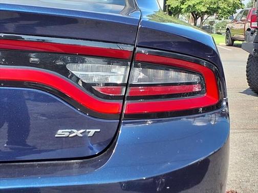 2017 Dodge Charger SXT
