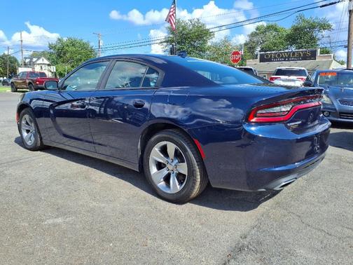 2017 Dodge Charger SXT