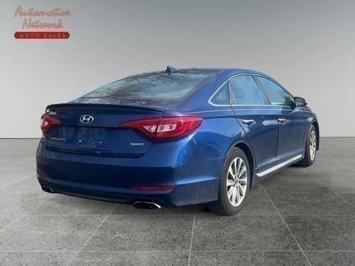 2016 Hyundai SONATA Sport